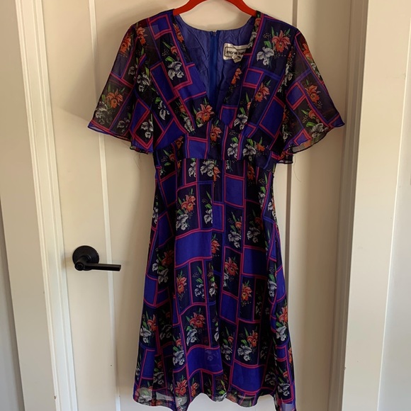 Marie Robelle Dresses & Skirts - Give me night fever, night feverrrr… in a vintage 70’s Marie Robelle dress!